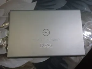 Laptop Dell Inspiron 15 8GB Intel Core i3 HDD+SSD 512GB