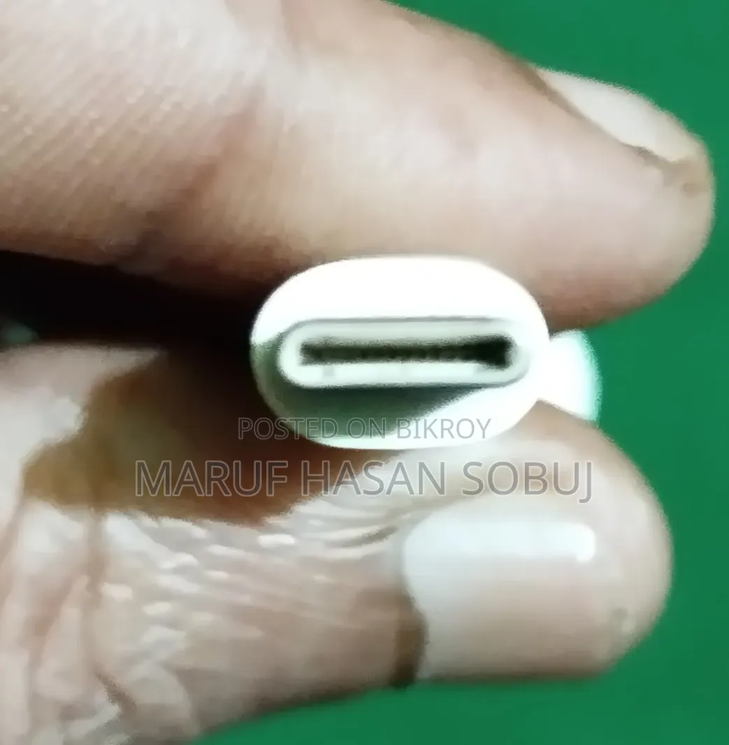 Apple Thunderbolt 3 to Thunderbolt 2 Adapter