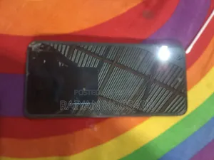 Infinix Hot 10 64 GB Black
