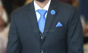 টপ টেনেন স্যুট মাত্র একদিন ব্যবহারিত।