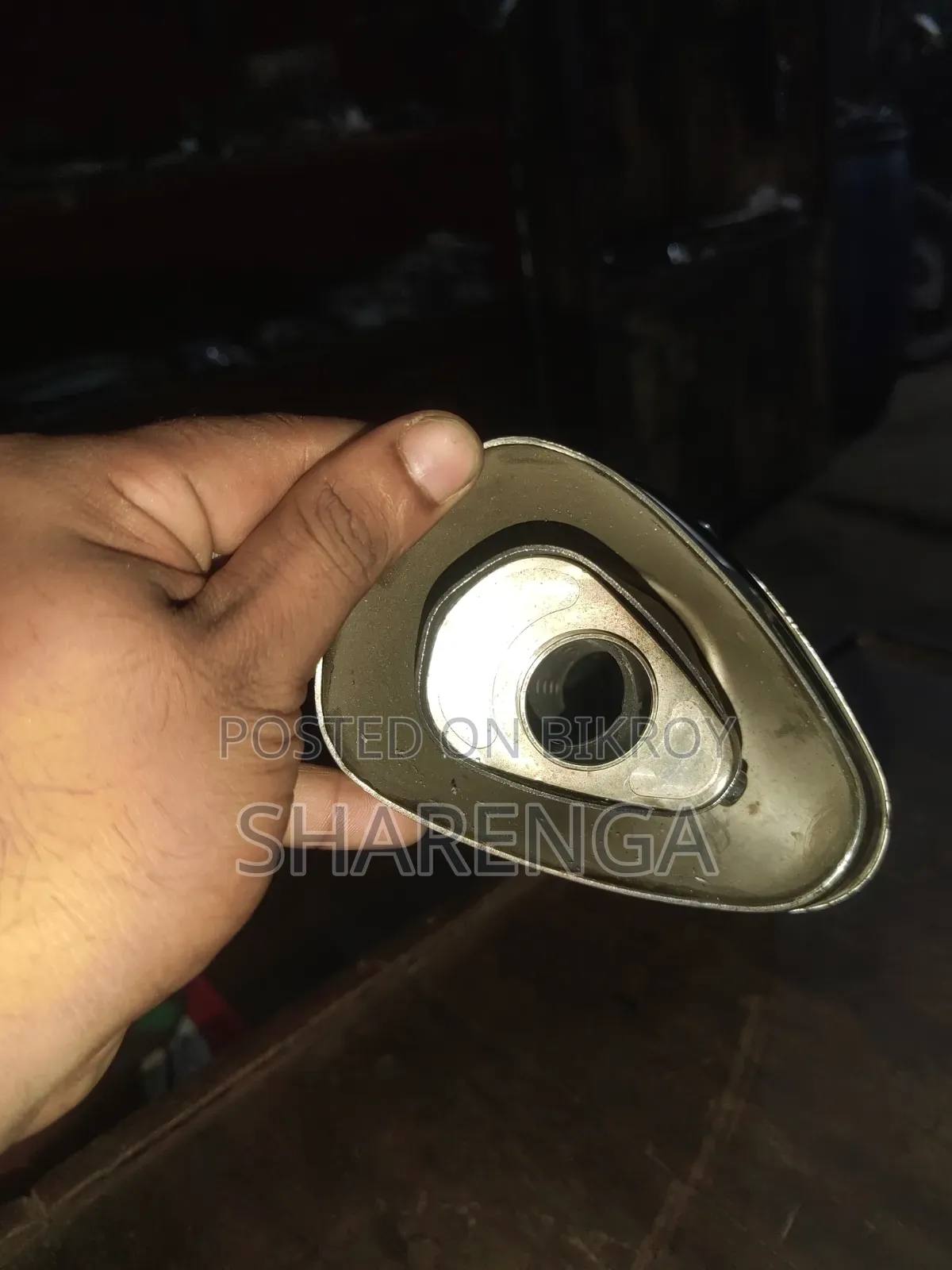 Motorcycle exhaust muffler