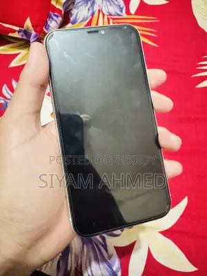 Apple iPhone 11 64 GB White