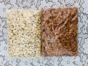 ১ কেজি আমন্ড ও কাজু বাদাম কম্বো (৫০০ গ্রাম + ৫০০ গ্রাম) | Nexmart-Bd