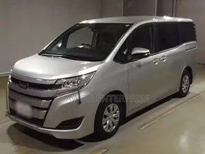 Toyota Noah 2021 Silver