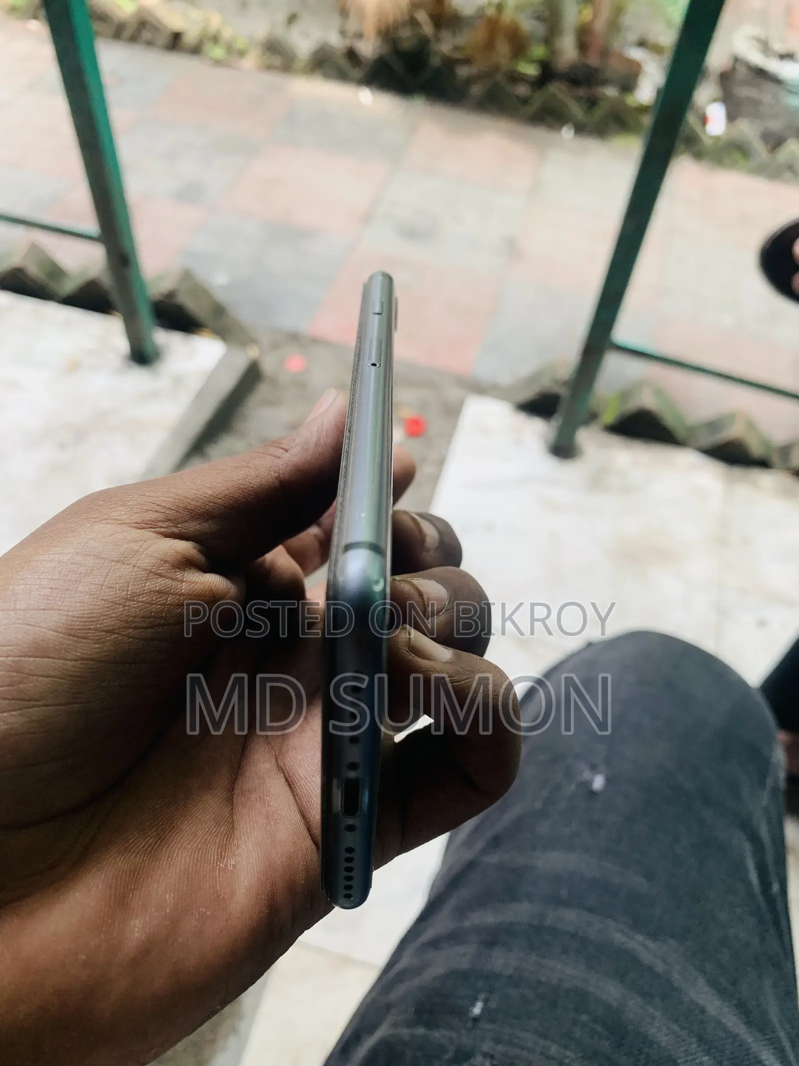 Apple iPhone 8 64 GB Black