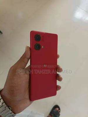 New Motorola Moto G85 128 GB Red