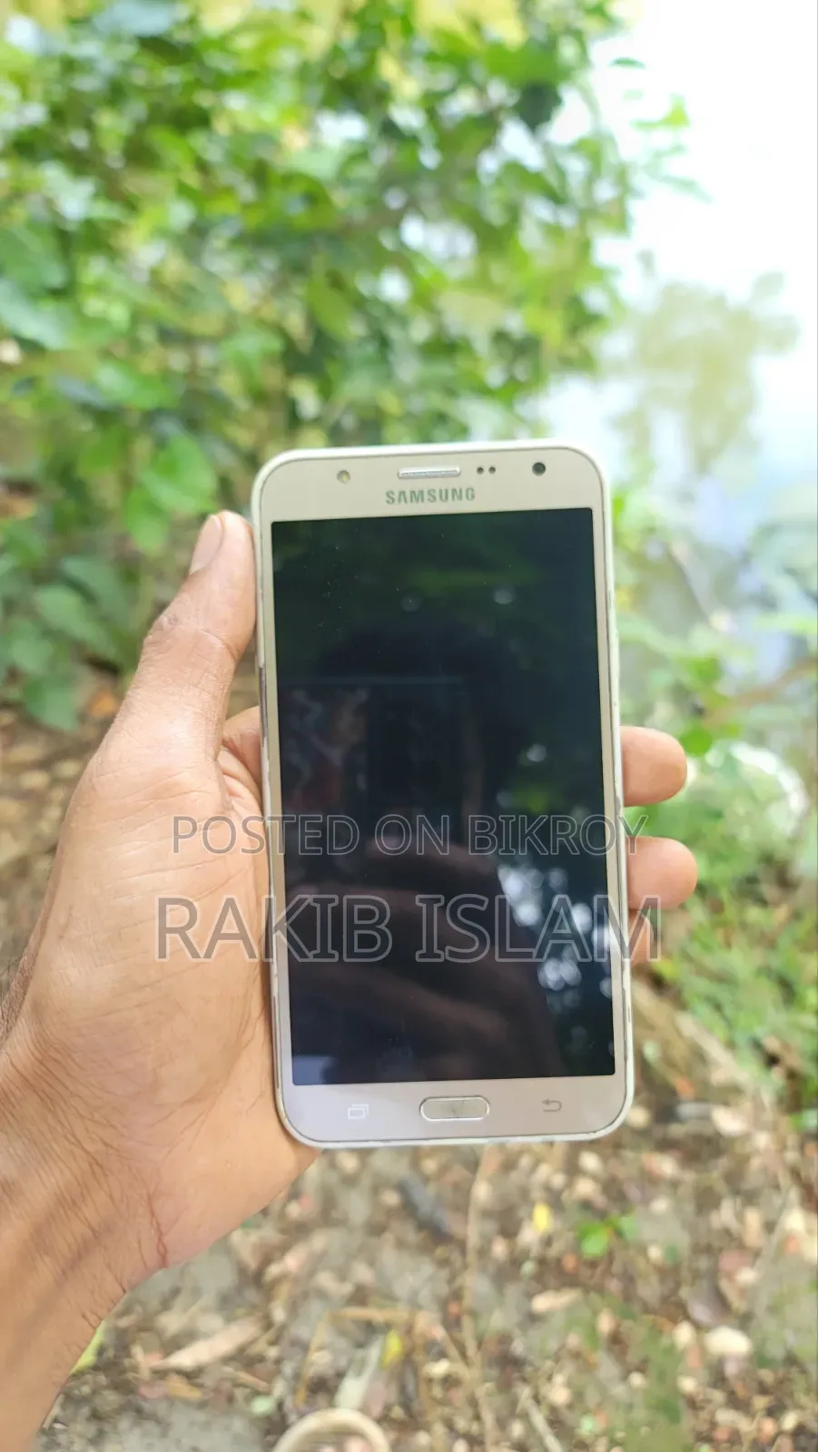 Samsung Galaxy J7 16 GB White