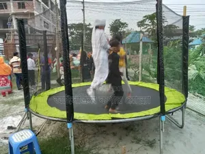 জাম্পিং এটিতে বাচ্চারা খুব সহজে লাফা লাফি ও আনন্দ উপভোগ করতে পারে