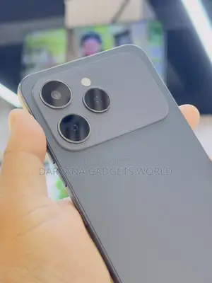 টেকনো স্পার্ক ৪০ ১২৮ জিবি ব্ল্যাক
