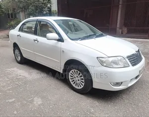 Toyota Corolla 2005 White