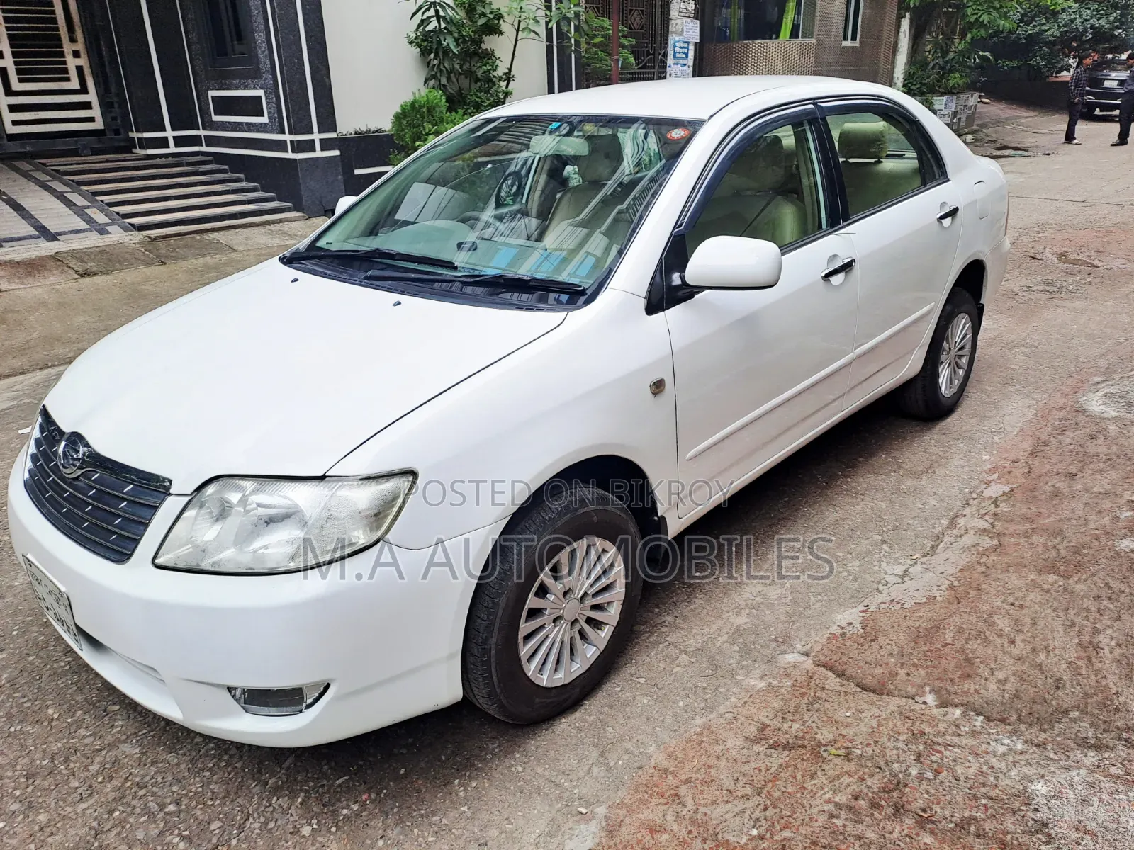 Toyota Corolla 2005 White
