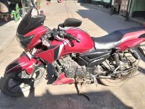 TVS Apache RTR 160 2V 2016 Red