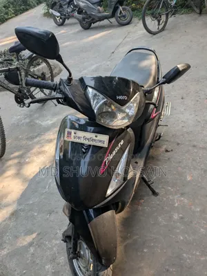 Hero Pleasure 2017 Black