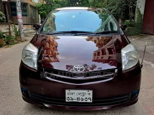 Toyota Passo Sette 2010 Maroon