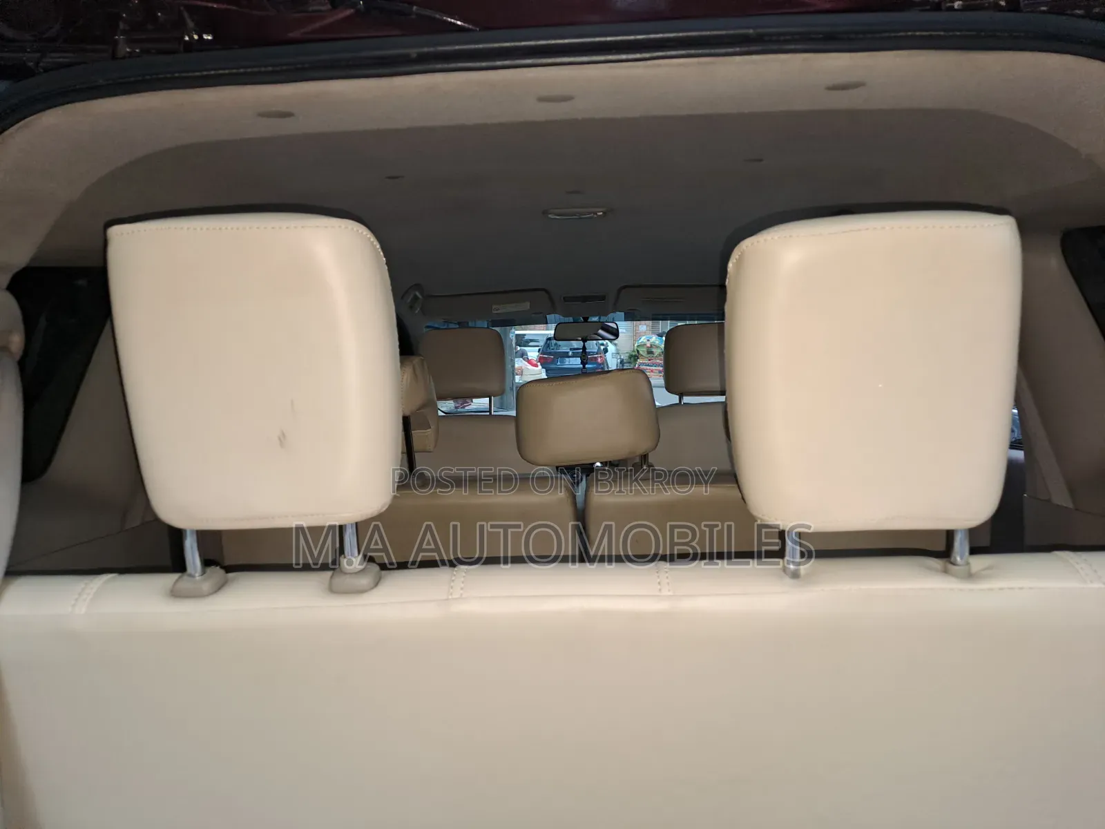 Toyota Passo Sette 2010 Maroon