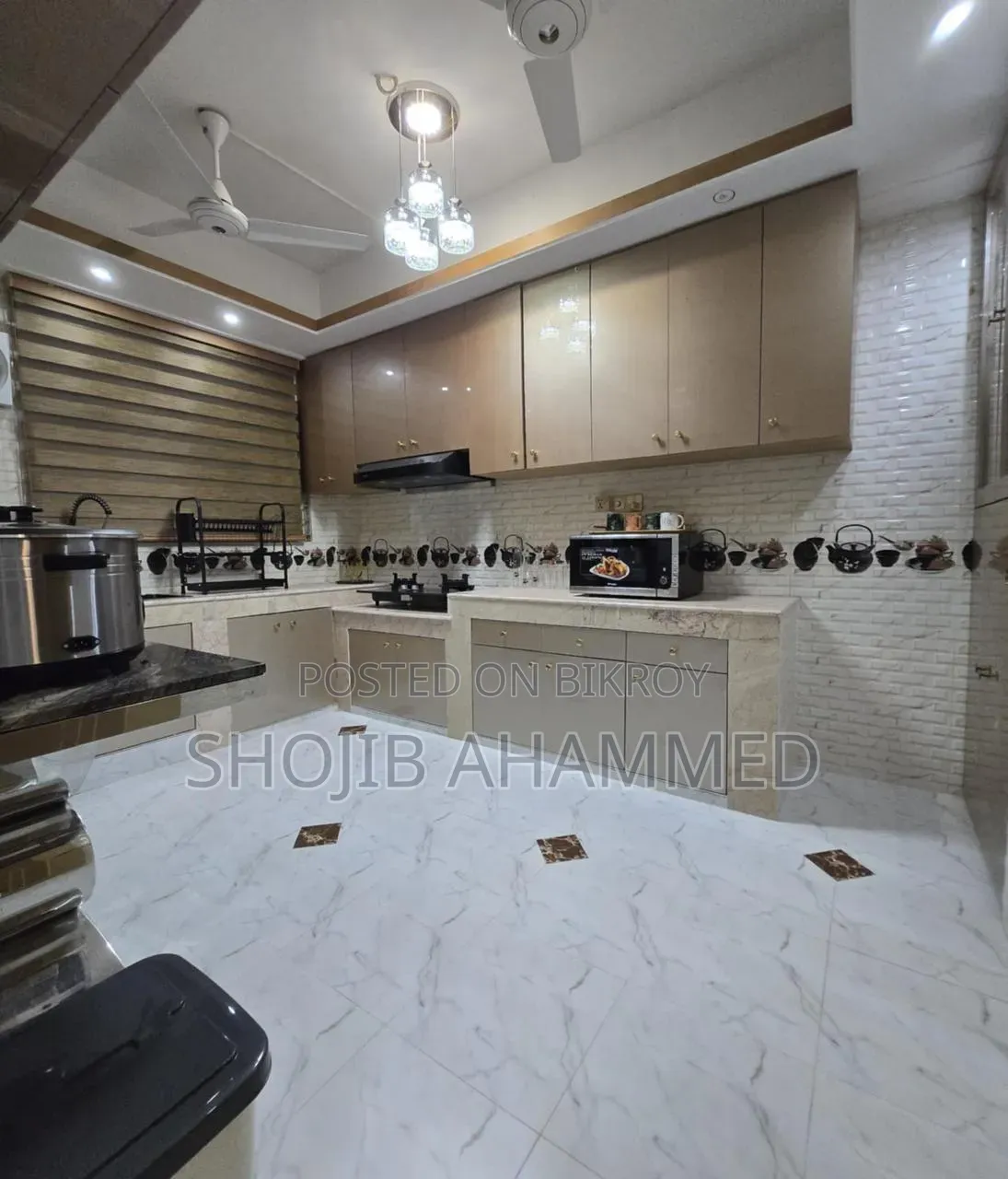 Furnished 4bdrm Apartment in Keari Taj, Dhanmondi for Sale