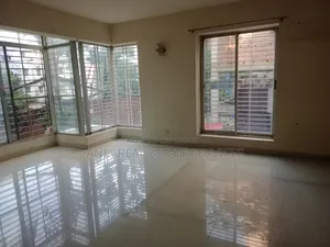 3-bedroom Apartment in Anik Real Estate, Gulshan for rent
