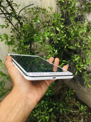 Samsung T400 White