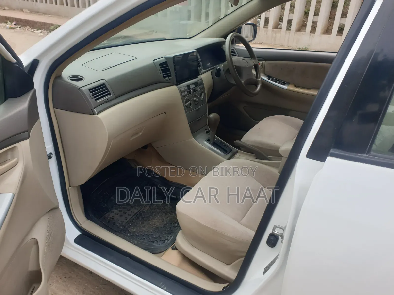 Toyota Corolla 2006 White