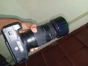 Canon 700 D