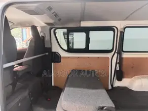Toyota HiAce 2021 White