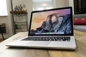 Laptop Apple MacBook 2015 8GB Intel Core I5 SSD 500GB