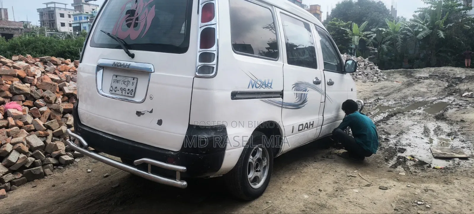 Toyota Voxy 2004 White