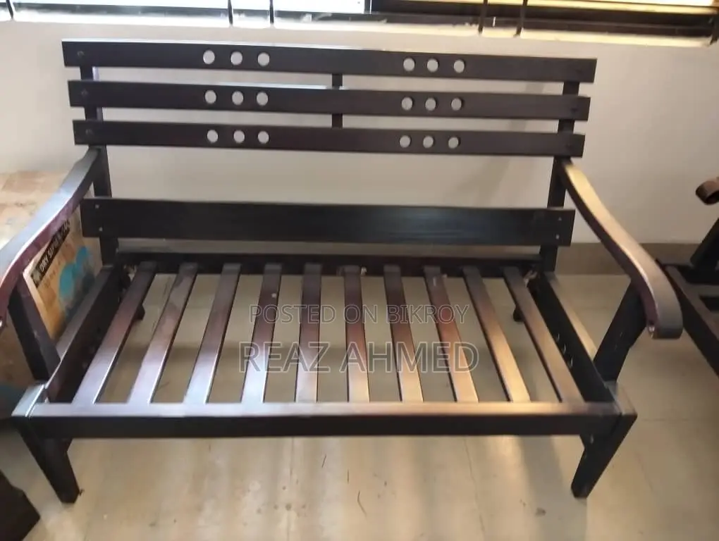 Top-quality Hatil Branded Sofa Set For Sale!