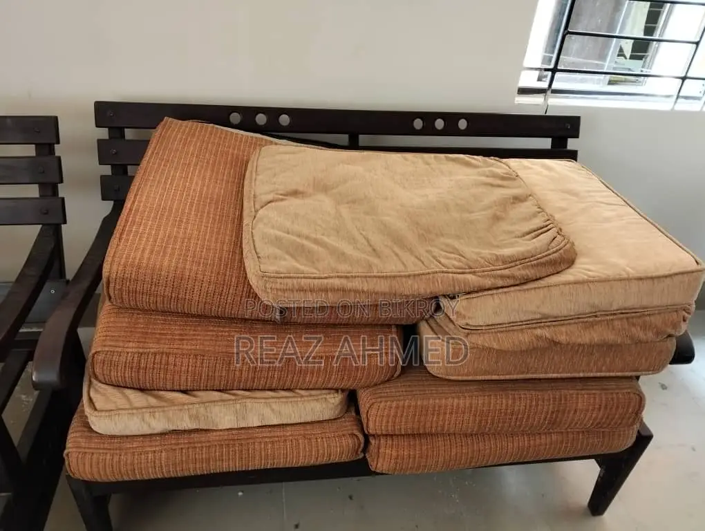 Top-quality Hatil Branded Sofa Set For Sale!