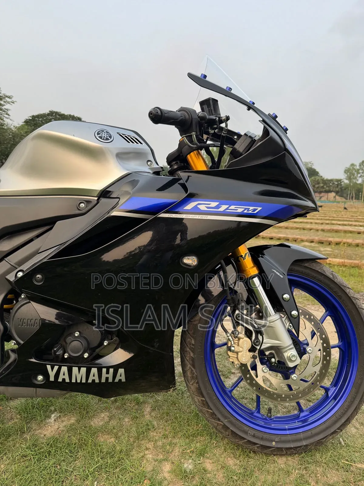 Yamaha R1 2026 Silver