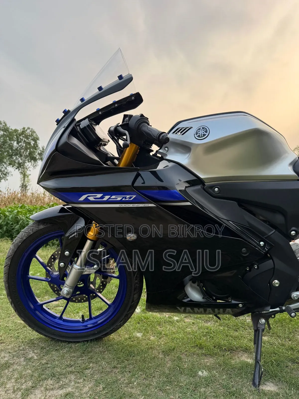 Yamaha R1 2026 Silver