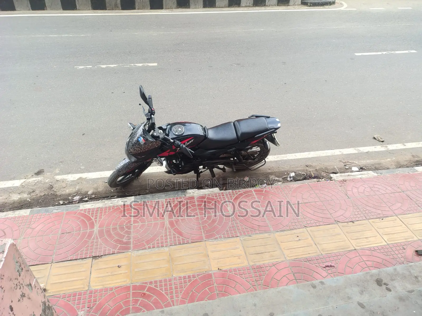 Bajaj Pulsar 150 2021 Red
