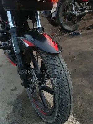 বাজাজ পালসার ১৫০ ২০১৯ ব্ল্যাক