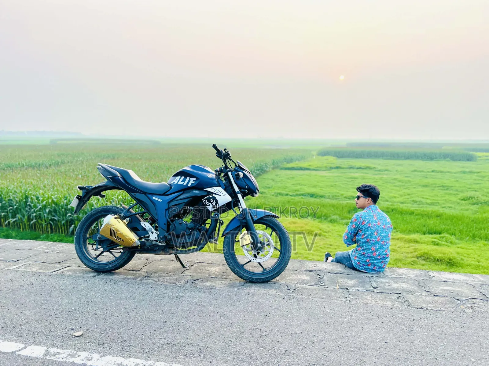 New Suzuki Gixxer Monotone 2023 Gray