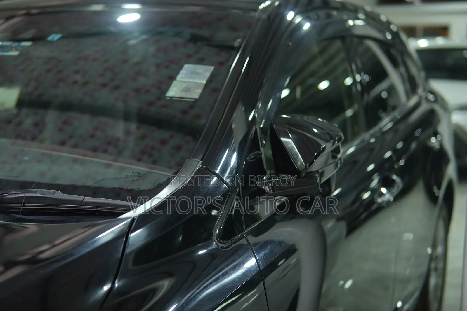 Toyota Harrier 2.0 2014 Black