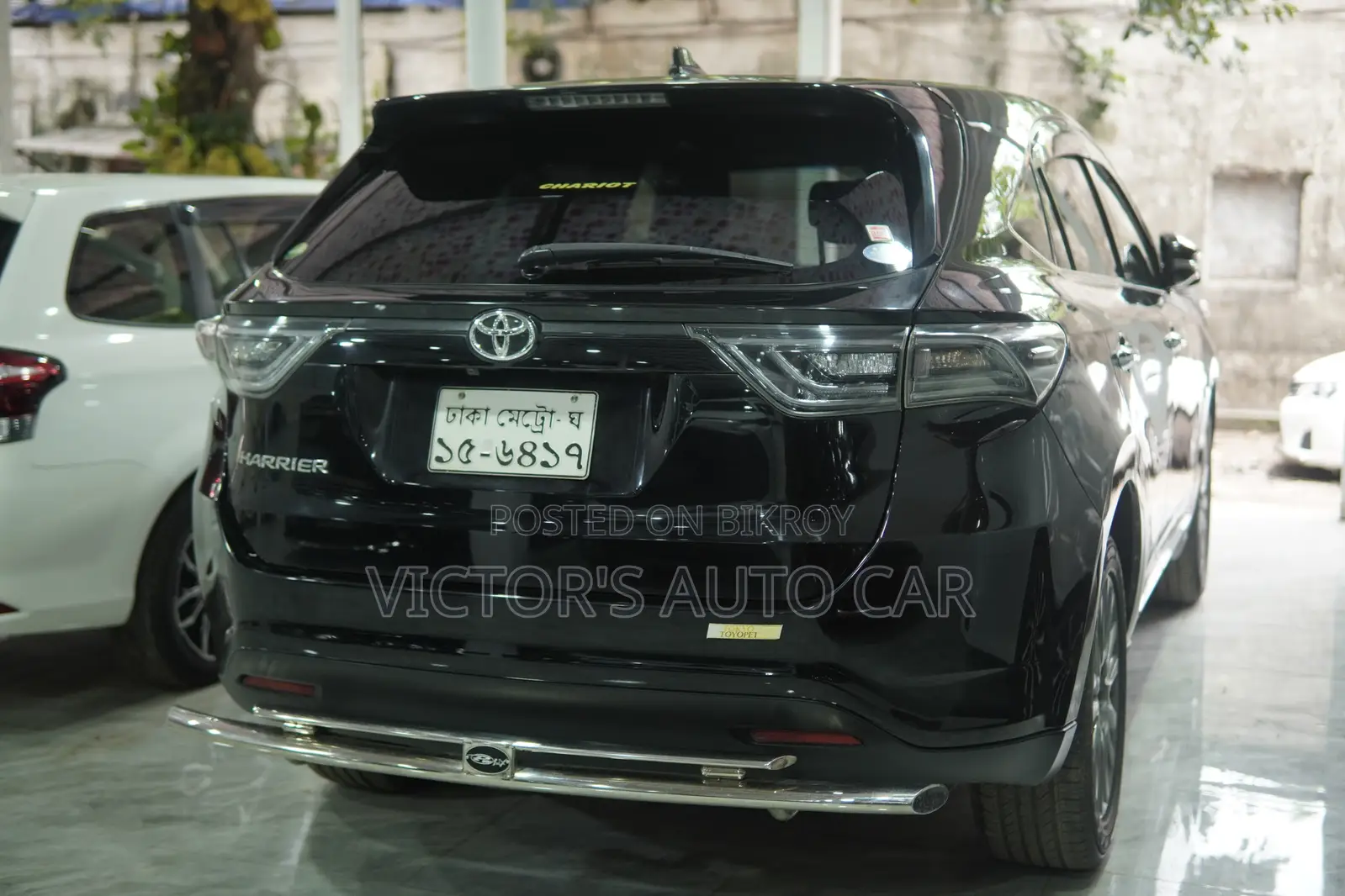 Toyota Harrier 2.0 2014 Black