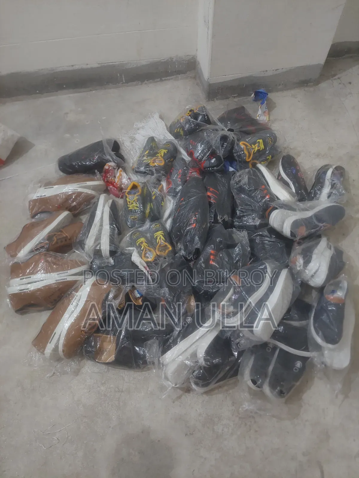 Selling shoes at wholesale price