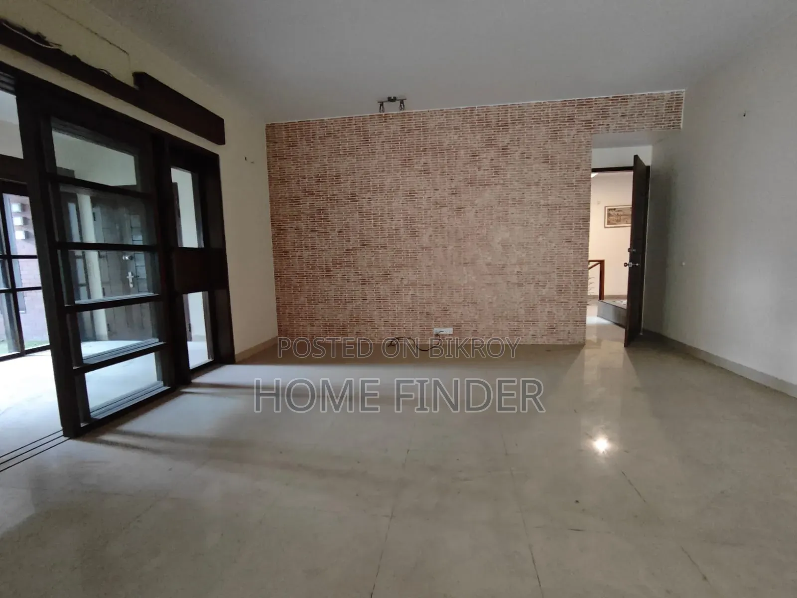 4bdrm Apartment in Gulshan for rent