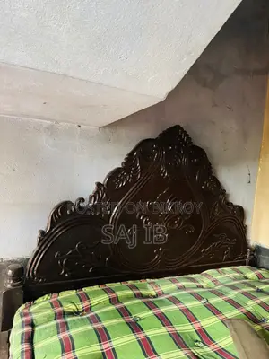 Double Bed With Mattress