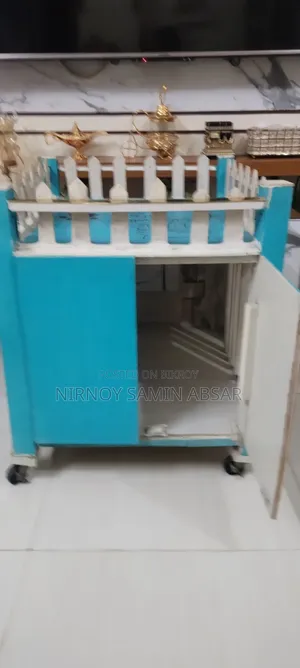 Cat House Indoor Handmade With Ladder, Wheels Rooftop Lounge