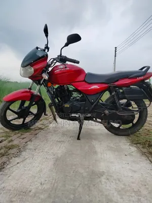 নিউ বাজাজ ডিসকভার ১৩৫ ২০১৫ রেড