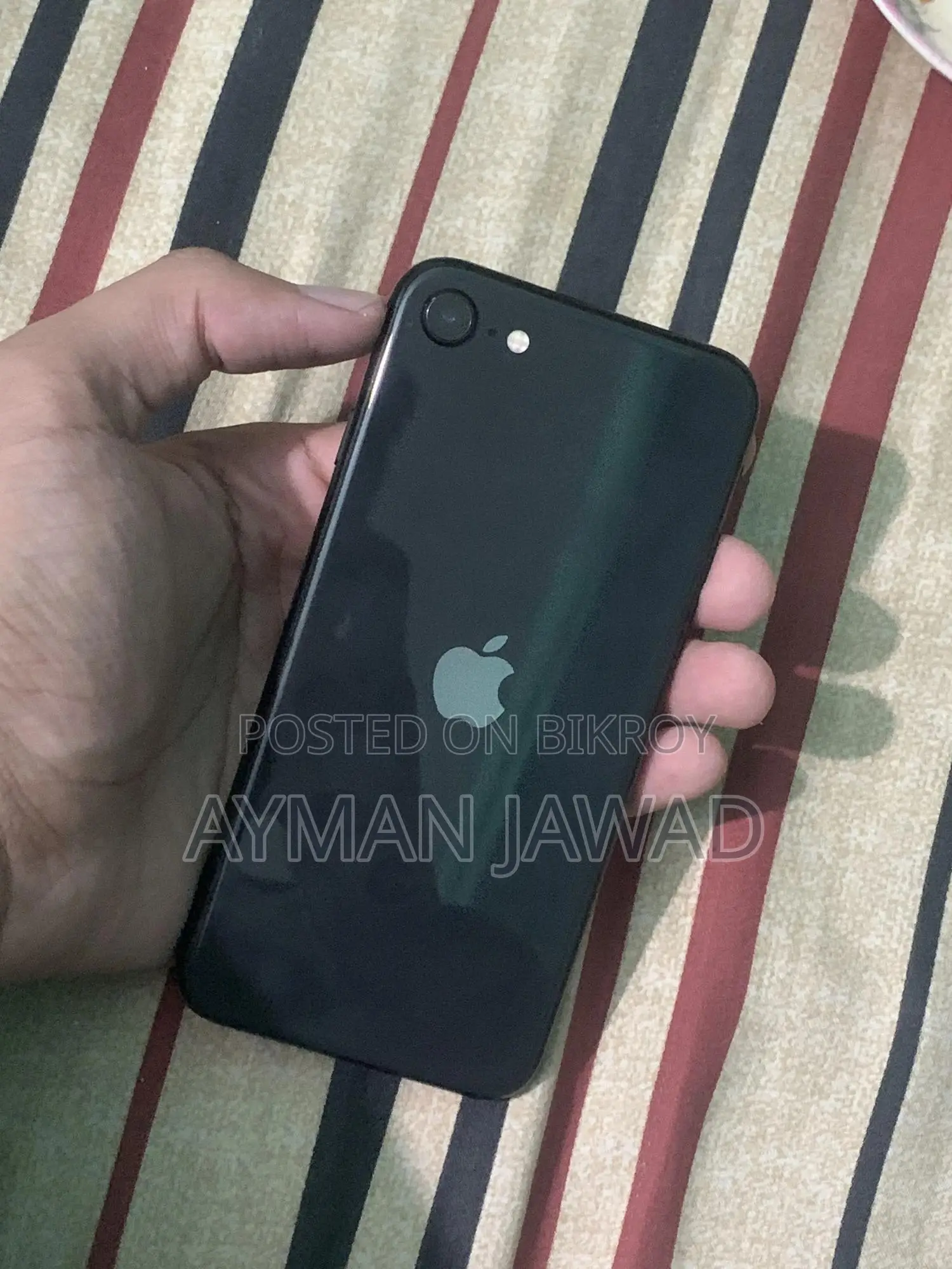 Apple iPhone SE (2020) 128 GB Black