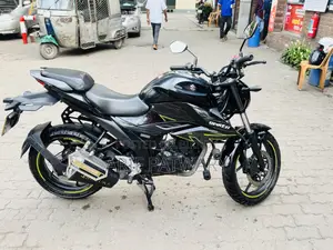 Suzuki 2025 Black