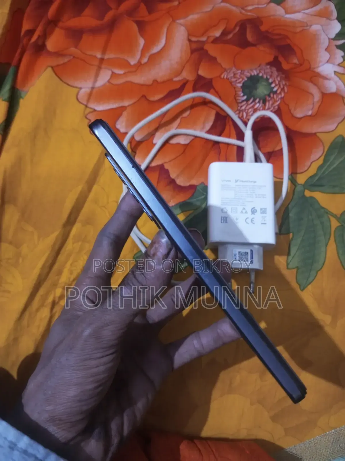 Vivo V27e 256 GB Silver