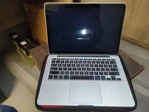 Laptop Apple MacBook 2015 8GB Intel Core I5 SSD 256GB