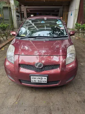 Toyota Vitz 2010 Burgundy