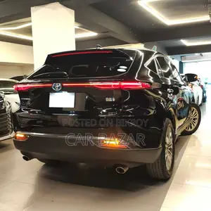 টয়োটা হ্যারিয়ার হাইব্রিড জেড ২০২১ কালো
