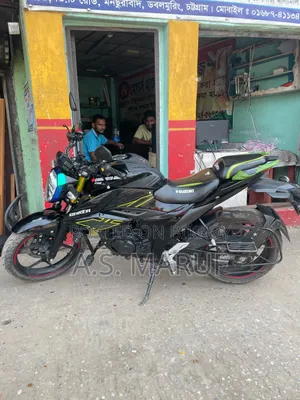 Suzuki Gixxer SF FI 2025 Black