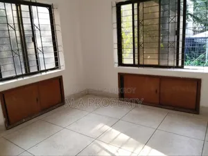 4bdrm Apartment in Semi Furnished, Gulshan for Rent