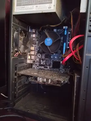 Desktop Computer 4GB Intel Core I5 HDD+SSD 750GB